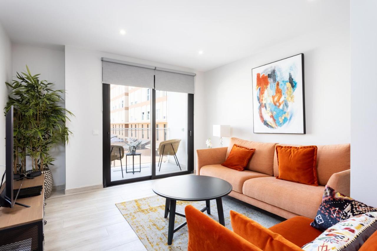 New 140M2 Loft-Style Flat At Town Heart, 3 Beaches Close Casa Leon เอลเมดาโน ภายนอก รูปภาพ