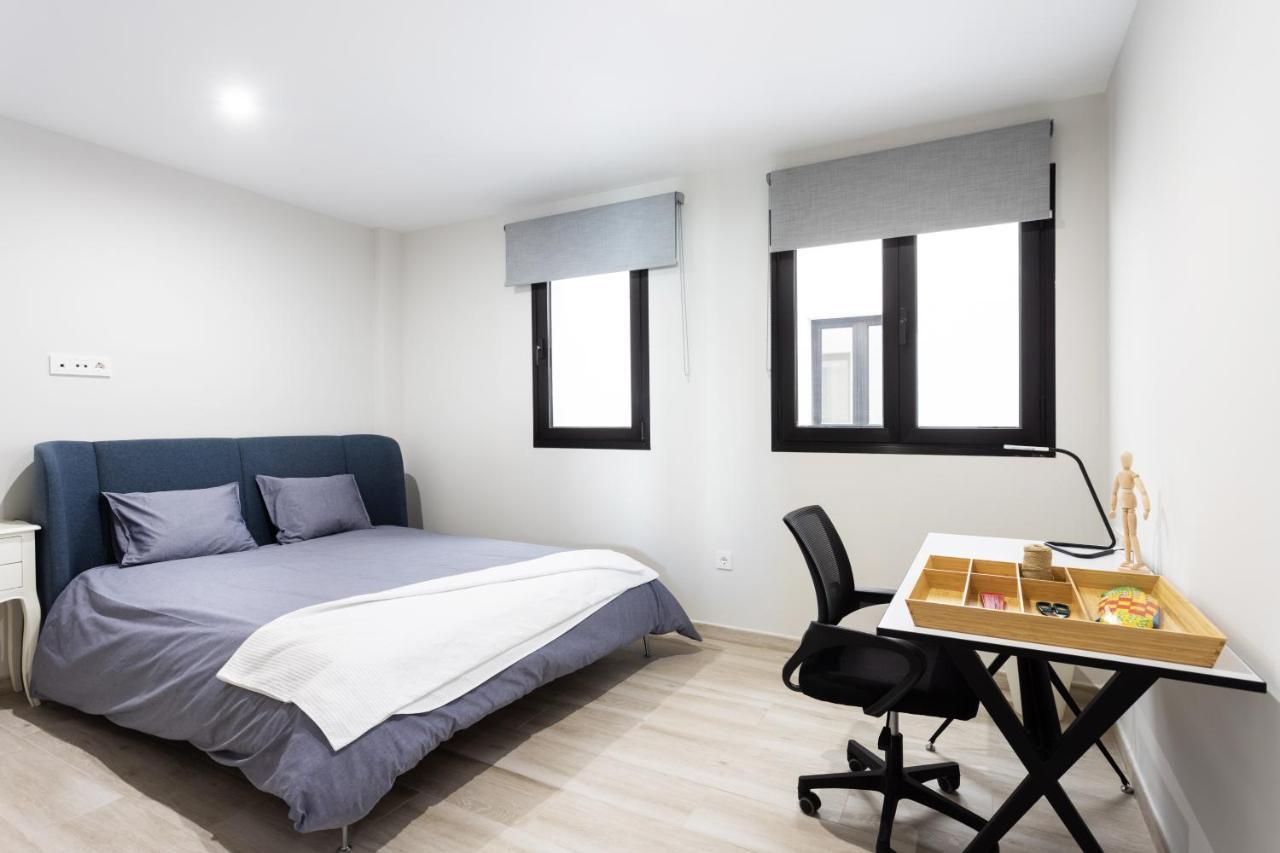 New 140M2 Loft-Style Flat At Town Heart, 3 Beaches Close Casa Leon เอลเมดาโน ภายนอก รูปภาพ