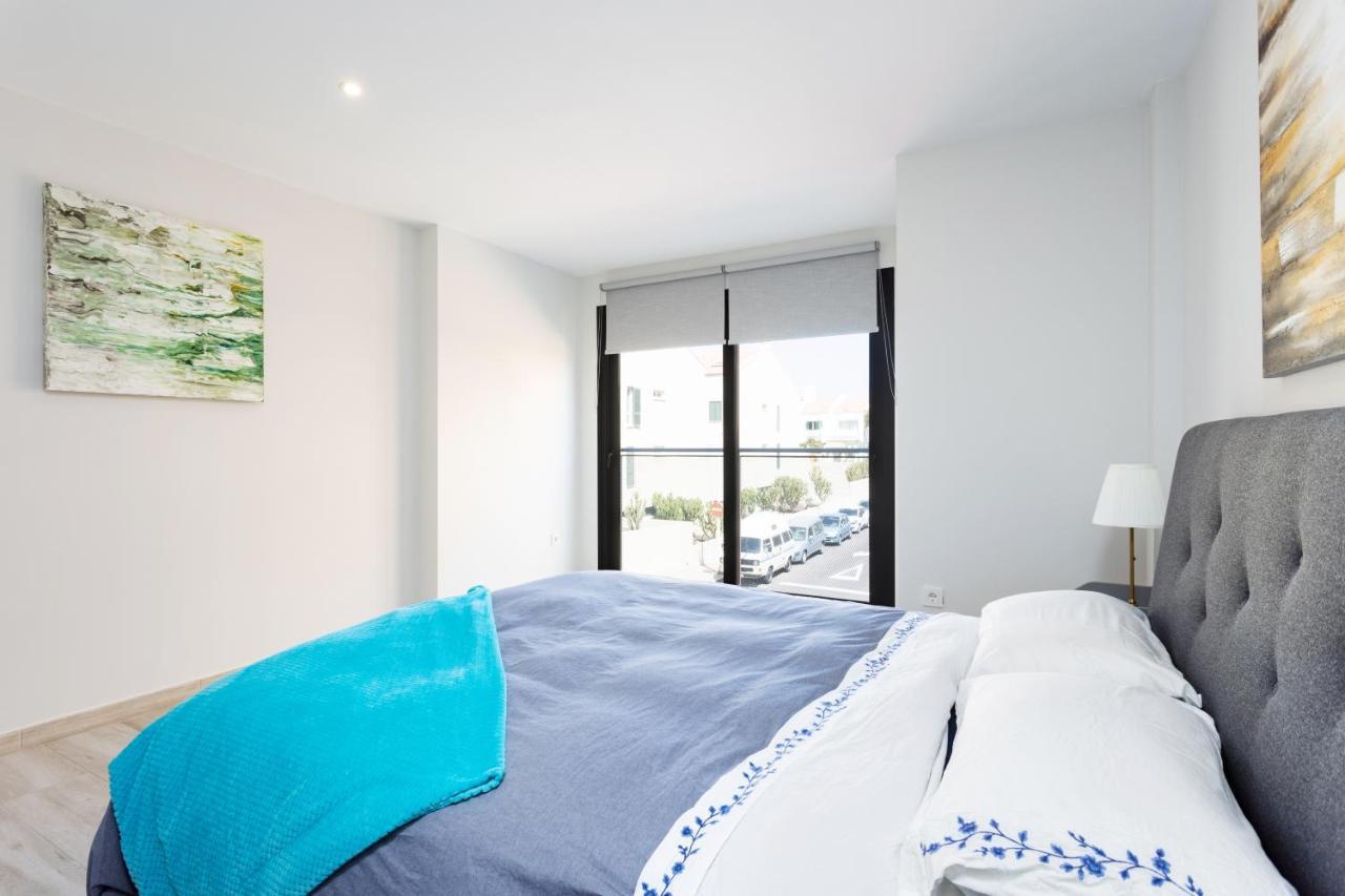 New 140M2 Loft-Style Flat At Town Heart, 3 Beaches Close Casa Leon เอลเมดาโน ภายนอก รูปภาพ